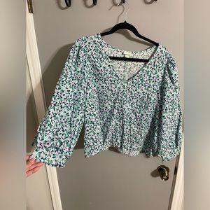 Floral Puff Sleeve V-Neck Blouse